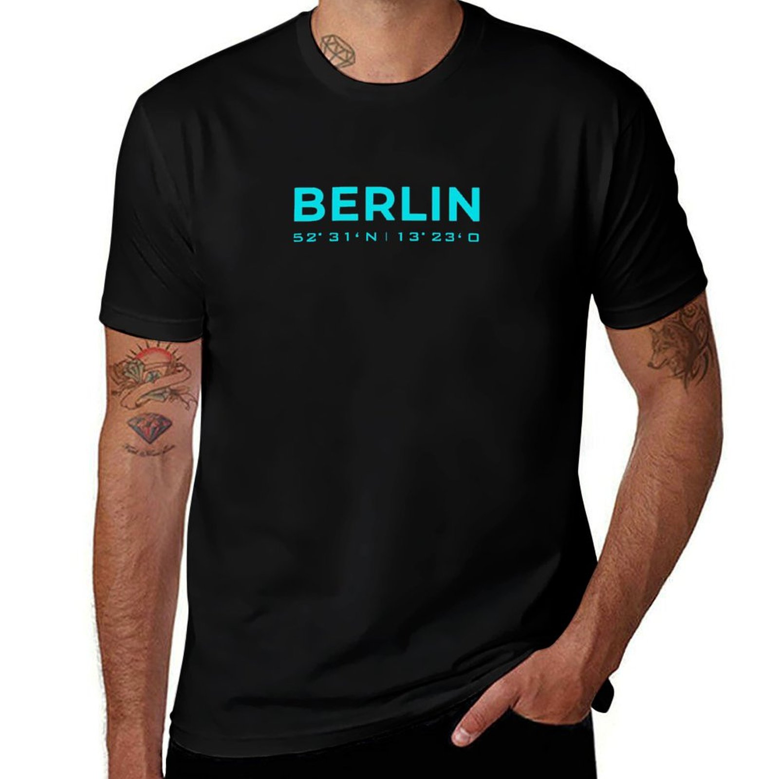 Street Fashion Berlin - Camiseta Home Berlin com coordenadas em